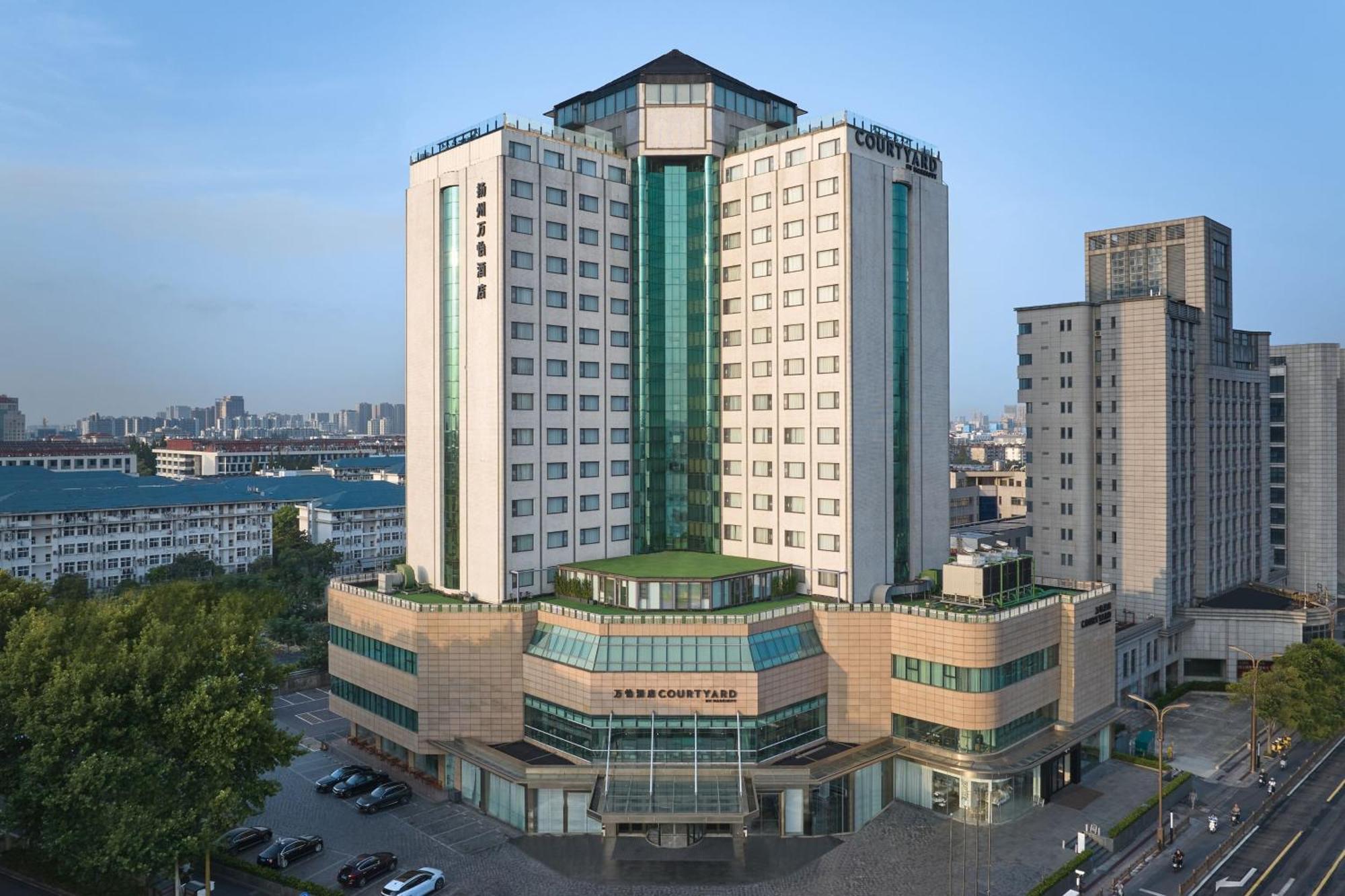 فندق Courtyard By Marriott يانجتشو المظهر الخارجي الصورة